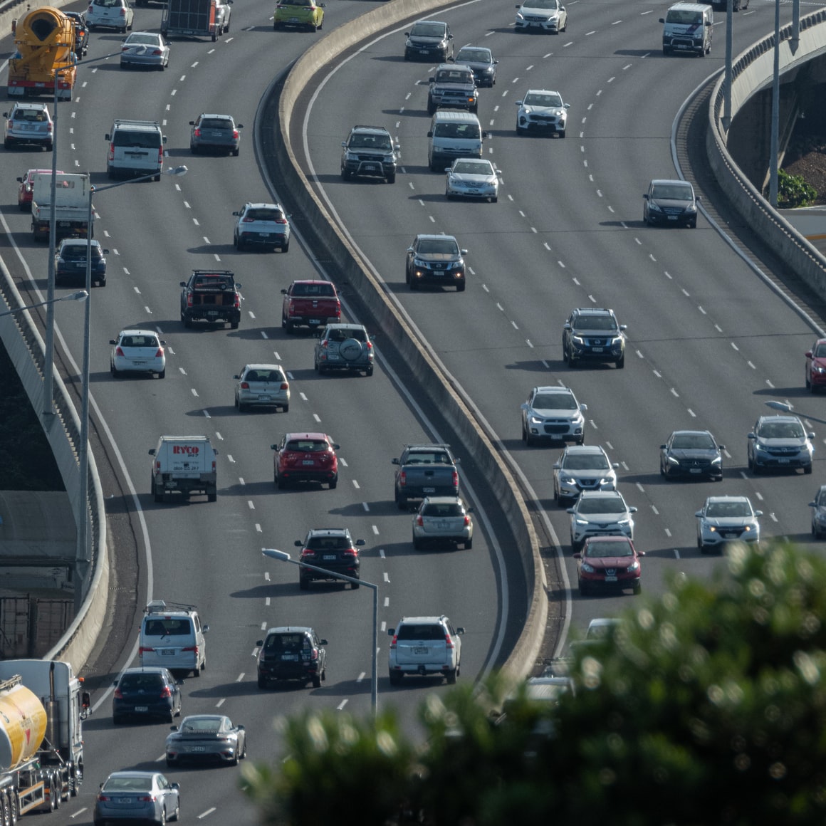 Photo of cars on the Auckland southern motorway.